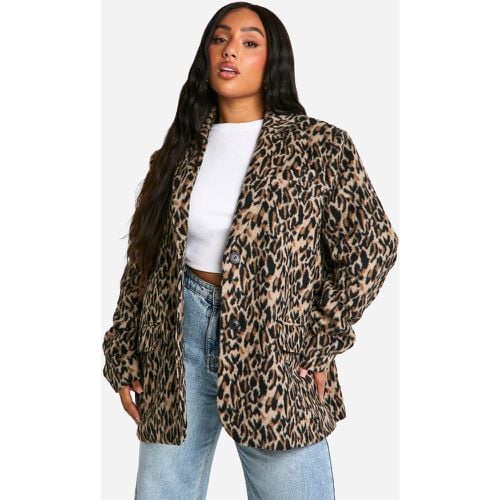 Americana Plus Efecto Lana Con Hombreras Y Estampado De Leopardo - boohoo - Modalova