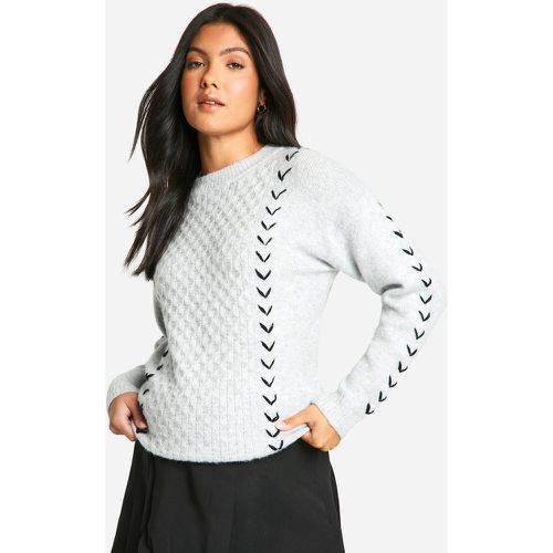 Maglione Premaman oversize in maglia morbida con cuciture - boohoo - Modalova