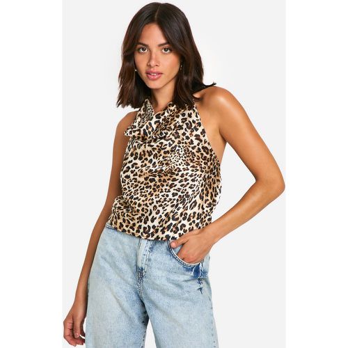 Camisola De Raso Con Escote Halter Y Estampado De Leopardo - boohoo - Modalova