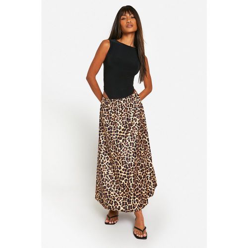 Gonna maxi leopardata con maniche a sbuffo - boohoo - Modalova