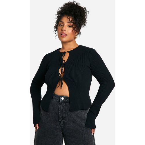 Cardigan Plus Size sagomato con laccetti frontali - boohoo - Modalova