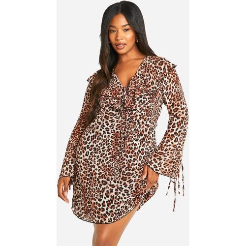 Vestito a trapezio Plus Size leopardato con arricciature - boohoo - Modalova