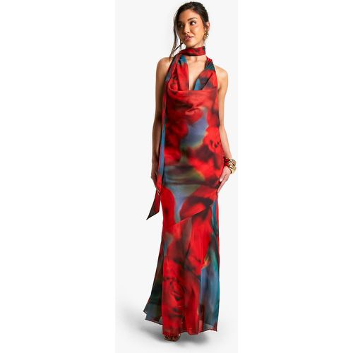 Vestito maxi allacciato al collo in chiffon sfocato - boohoo - Modalova