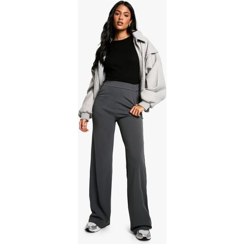 Pantaloni a gamba ampia Tall a vita alta in Stretch - boohoo - Modalova