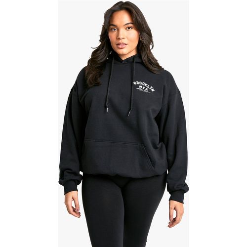 Sudadera Plus Oversize Con Capucha Y Estampado Nyc Brooklyn - boohoo - Modalova