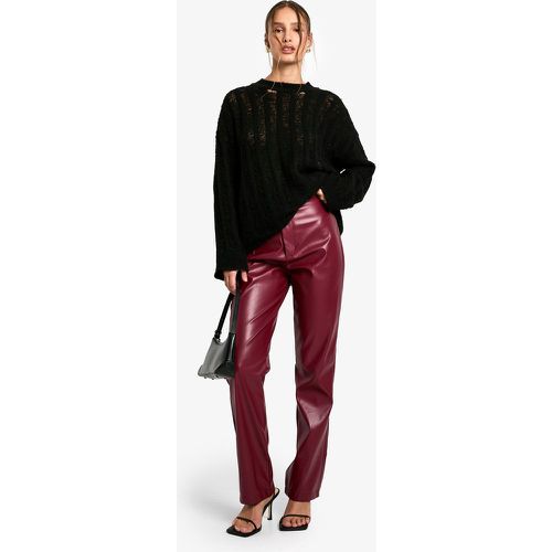 Pantaloni dritti a vita alta in pelle sintetica bordeaux - boohoo - Modalova