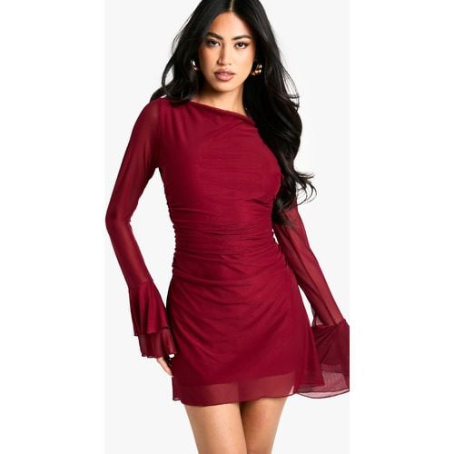 Vestido Mini De Malla Con Mangas Acampanadas - boohoo - Modalova