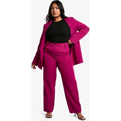 Pantaloni sartoriali Plus Size dritti - boohoo - Modalova