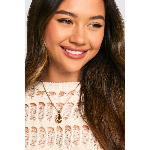 Cowboy Hat Charm Necklace - boohoo - Modalova