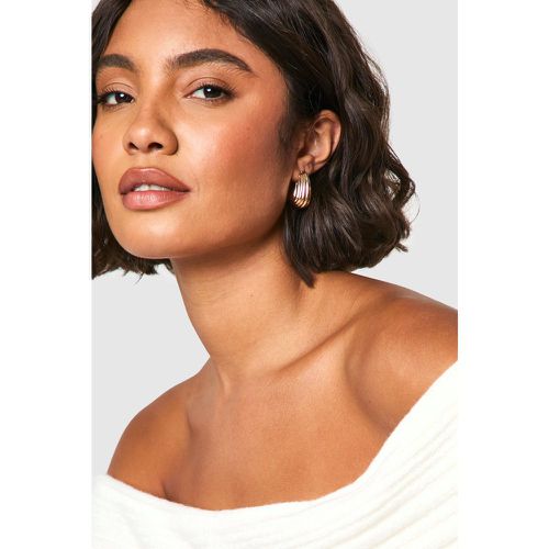 Ribbed Teardrop Earrings, Metallics - boohoo - Modalova