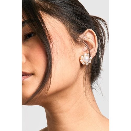 Pendientes Dorados Con Perlas - boohoo - Modalova