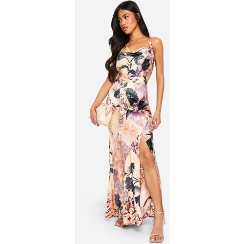 Vestido Maxi De Raso Con Estampado Cachemira - boohoo - Modalova