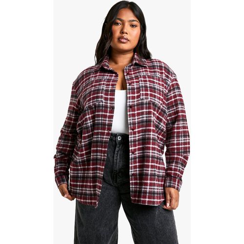 Camisa Plus Oversize De Cuadros - boohoo - Modalova