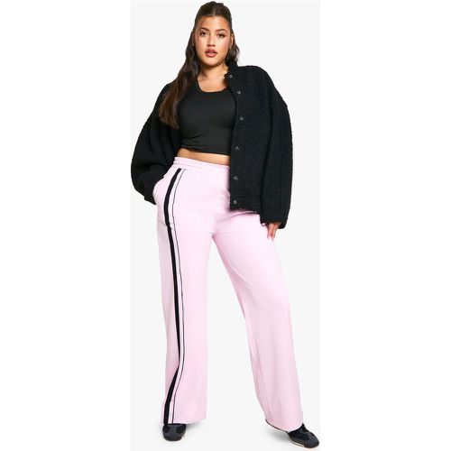 Pantalón Deportivo Plus De Tejido Por Urdimbre Con Línea Lateral - boohoo - Modalova