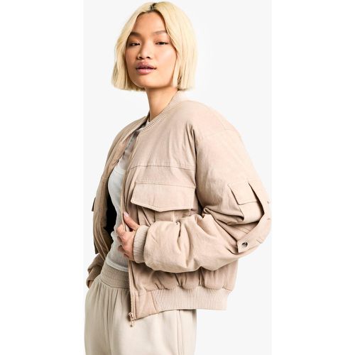 Chaqueta Bomber Crop Con Bolsillos Utilitarios - boohoo - Modalova