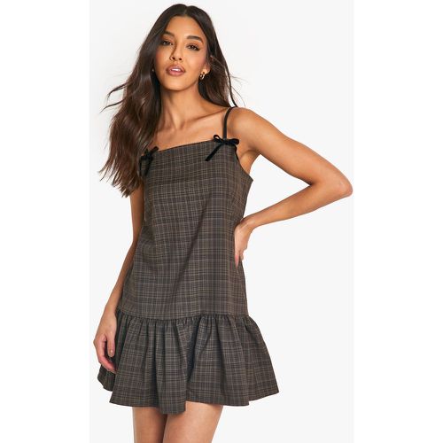 Vestido Pichi Mini De Cuadros Con Lazo - boohoo - Modalova