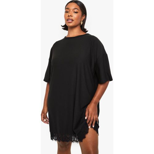 Vestido Camiseta Plus Oversize Con Ribete De Encaje - boohoo - Modalova