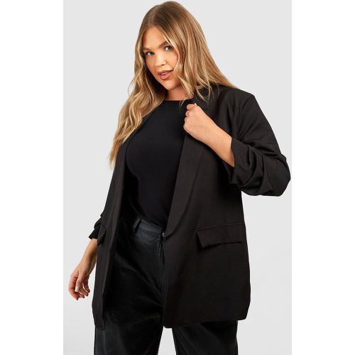 Blazer Plus Size con ruches sulle maniche - boohoo - Modalova