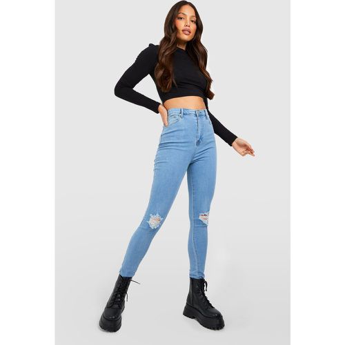 Jeans Tall Basic Skinny Fit a vita alta effetto smagliato con gamba da 91 cm - boohoo - Modalova