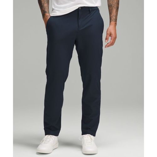 – ABC Chinohose im Classic Fit Warpstreme für Männer – 94 cm – Größe 31 - lululemon - Modalova