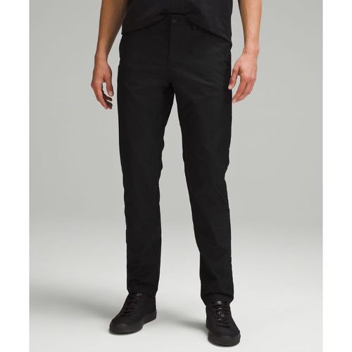 – ABC Chinohose im Classic Fit Weicher Twill für Männer – 81 cm – Größe 28 - lululemon - Modalova