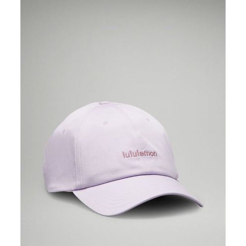 – Classic Unisex Ball Cap Wordmark – Lila/Pastel – Größe L/XL - lululemon - Modalova