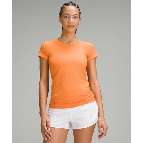 – Swiftly Tech Kurzarmshirt 2.0 Hüftlänge für Frauen – Orange – Größe 0 - lululemon - Modalova