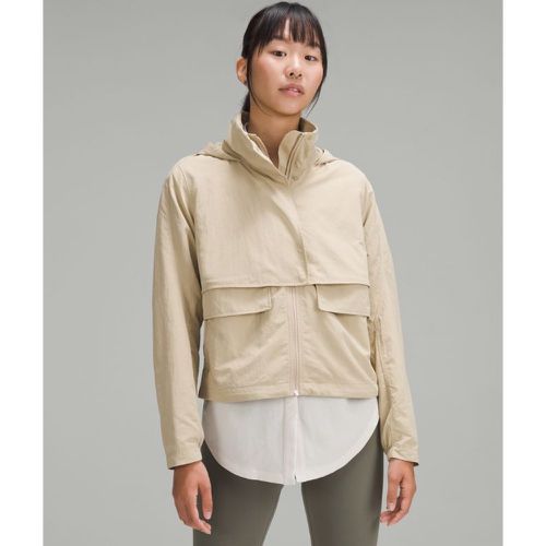 – Always Effortless Jacke für Frauen – Khaki – Größe 2 - lululemon - Modalova