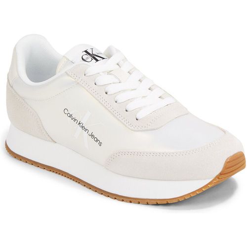 Sneakers - Runnr Sock Line Up YW0YW01238 Creamy White YBI - Calvin Klein - Modalova