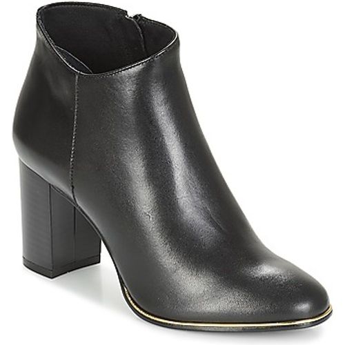 FANY women's Low Ankle Boots in - André - Modalova