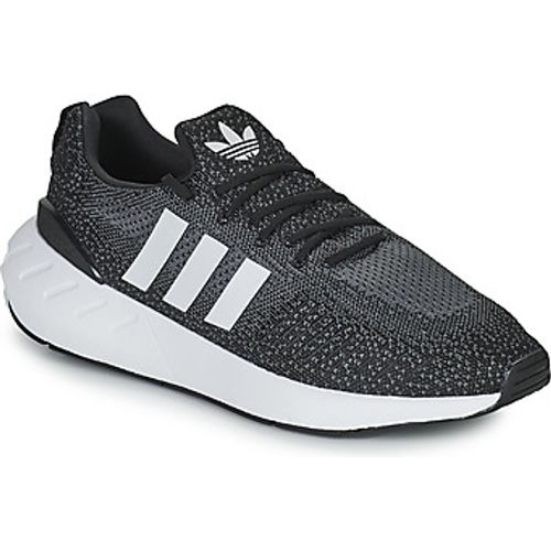 SWIFT RUN 22 men's Shoes (Trainers) in - Adidas - Modalova