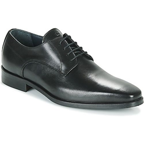 ROBERT men's Casual Shoes in - Carlington - Modalova