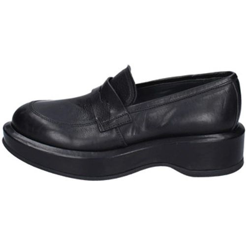 EY487 82301E-CU women's Loafers / Casual Shoes in - Moma - Modalova