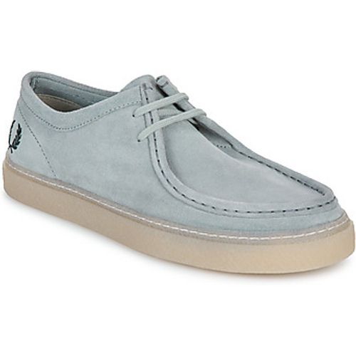 DAWSON LOW SUEDE men's Loafers / Casual Shoes in - Fred Perry - Modalova