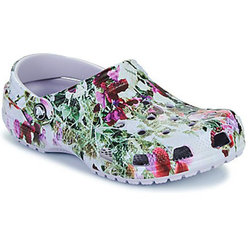 Classic Photoreal Floral Clog women's Clogs (Shoes) in - Crocs - Modalova