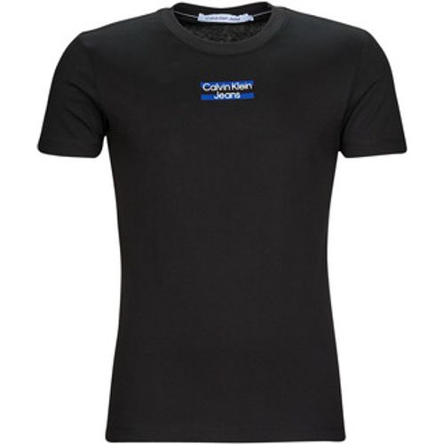 T-Shirt TRANSPARENT STRIPE LOGO TEE - Calvin Klein Jeans - Modalova