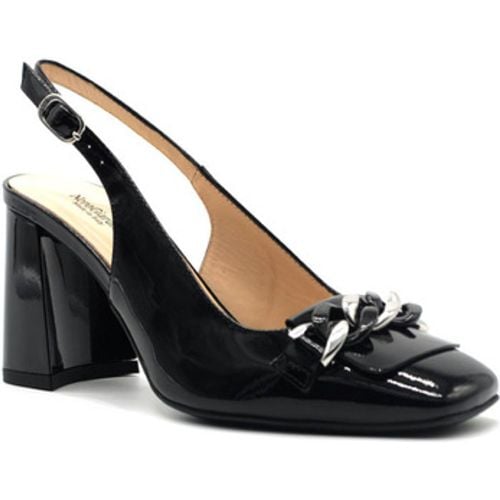 Pumps slingback in vernice - NeroGiardini - Modalova