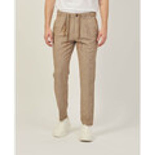 Pantaloni Pantaloni uomo in misto lino modello chinos - Yes Zee - Modalova