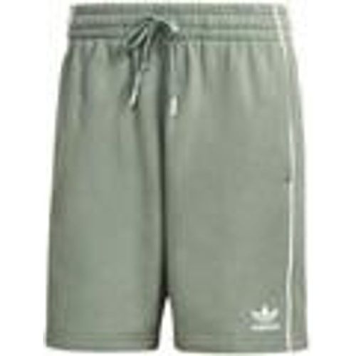 Pantaloni corti Shorts Uomo ib_ess_short_verde - Adidas - Modalova