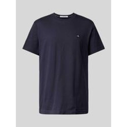 T-Shirt mit Label-Badge - Calvin Klein - Modalova