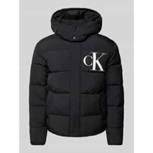 Steppjacke mit Logo-Print - Calvin Klein - Modalova