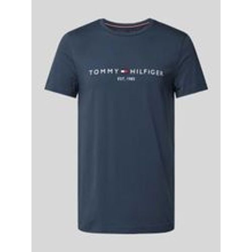 T-Shirt mit Label-Print - Tommy Hilfiger - Modalova