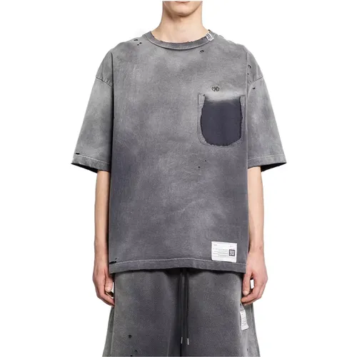 Verblasstes Schwarzes T-Shirt mit Distressed-Details , Herren, Größe: XS - MIHARA YASUHIRO - Modalova