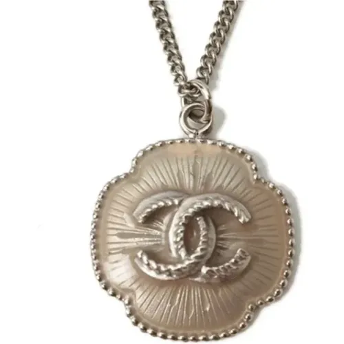 Pre-owned Silver Metal Chanel Necklace , female, Sizes: ONE SIZE - Chanel Vintage - Modalova