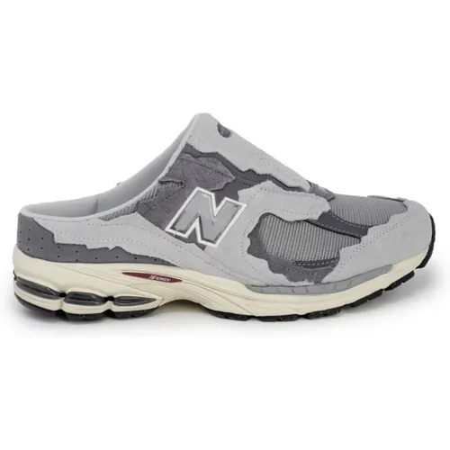 Grey Sneakers with Rubber Sole , male, Sizes: 6 1/2 UK, 2 UK, 11 UK, 10 UK, 9 1/2 UK, 3 1/2 UK, 3 UK, 4 UK, 9 UK, 7 UK, 11 1/2 UK, 2 1/2 UK, 6 UK - New Balance - Modalova