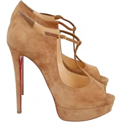 Pre-owned Suede heels , female, Sizes: 8 UK - Christian Louboutin Pre-owned - Modalova