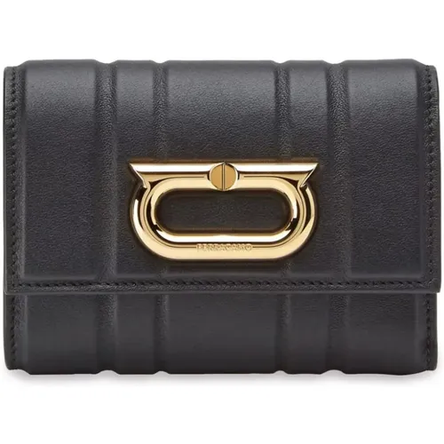 Schwarze gepolsterte Brieftasche mit goldfarbener Hardware - Salvatore Ferragamo - Modalova