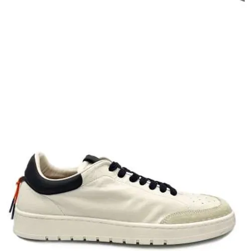 Ss23 Calf Leather Sneakers , male, Sizes: 11 UK - Barracuda - Modalova