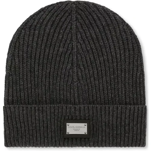 Grey Logo-Patch Knitted Beanie Hat , male, Sizes: ONE SIZE - Dolce & Gabbana - Modalova
