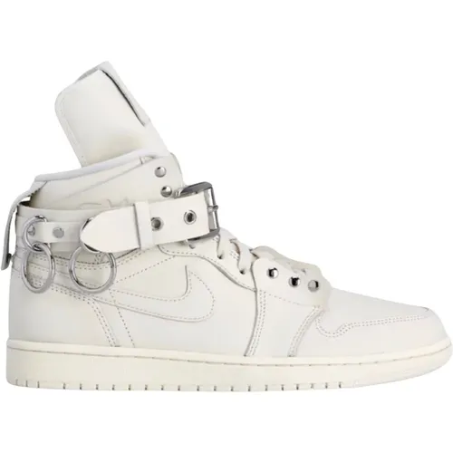 Limited Edition High Top Sneakers , male, Sizes: 14 1/2 UK, 8 UK, 9 UK, 11 UK, 13 1/2 UK, 3 1/2 UK, 10 1/2 UK, 6 1/2 UK, 6 UK, 7 UK, 10 UK, 12 UK, 4 1 - Nike - Modalova